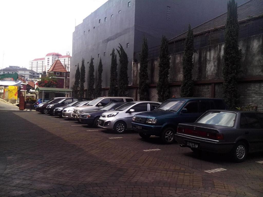 Amellia Pasteur Hotel Bandung Exterior foto